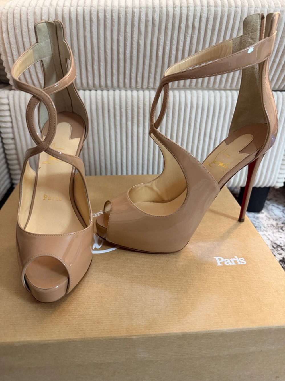 Christian Louboutin Rosie  Nude Patent Peep-Toe